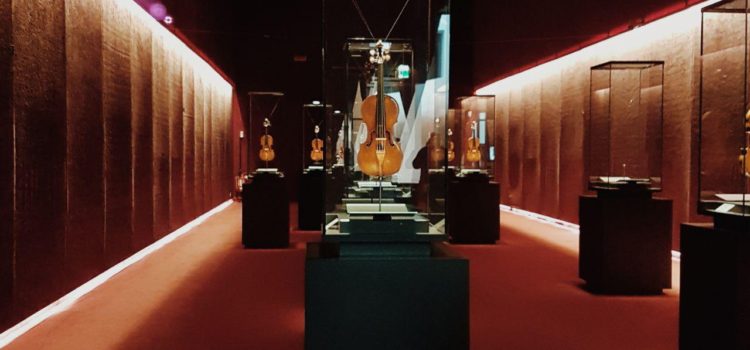 Cremona vojagon Stradivari italy italia museo del violino liuteria
